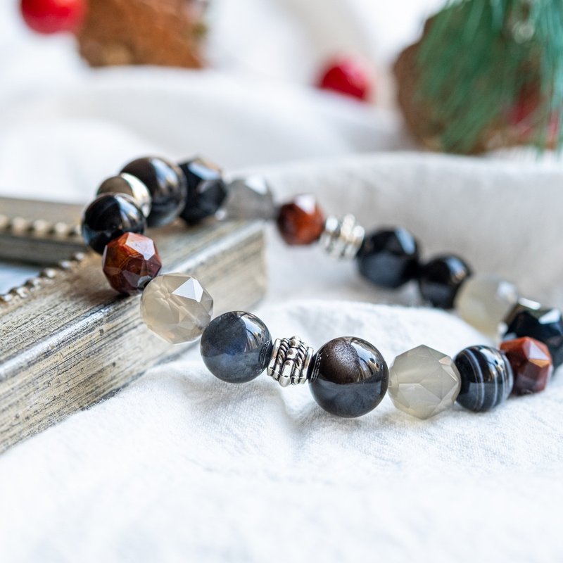 男生礼物 Isaac蓝光拉长石 红虎眼 堇青石 天然水晶手链 情侣对款 - 手链/手环 - 水晶 黑色