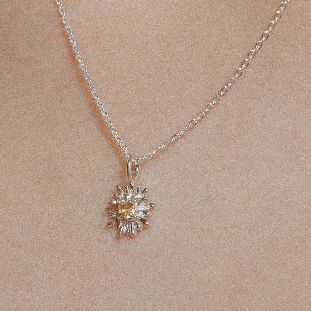 Small Daisy 小雏菊花 黄色蓝宝石纯银项链 生日 情人节 礼物推荐 - 项链 - 纯银 银色
