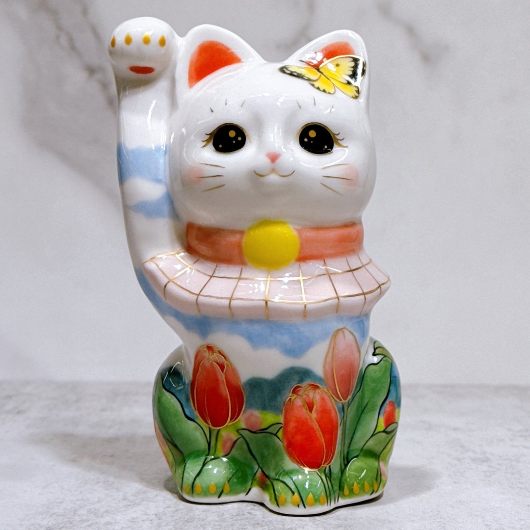 【祥瑞富士】日本清水烧招财猫 | 色绘 富士郁金香蝶 - 摆饰 - 瓷 白色