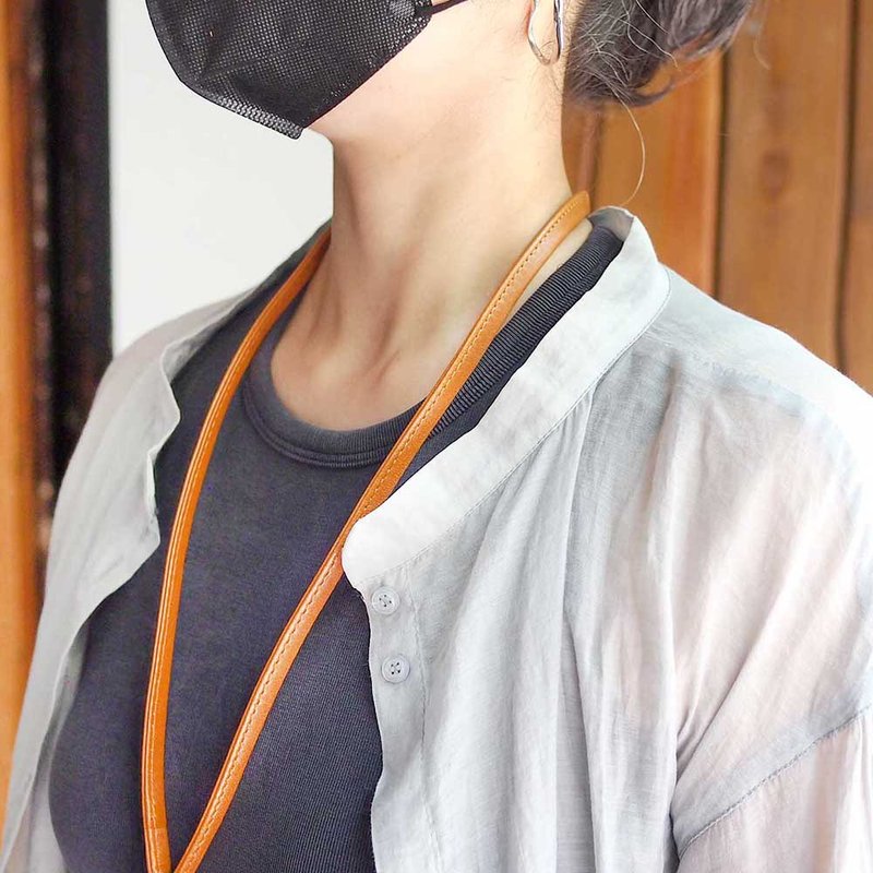 日本手工 温润天然牛革手机挂/背绳Made in Japan by Cledran - 挂绳/吊绳 - 真皮 