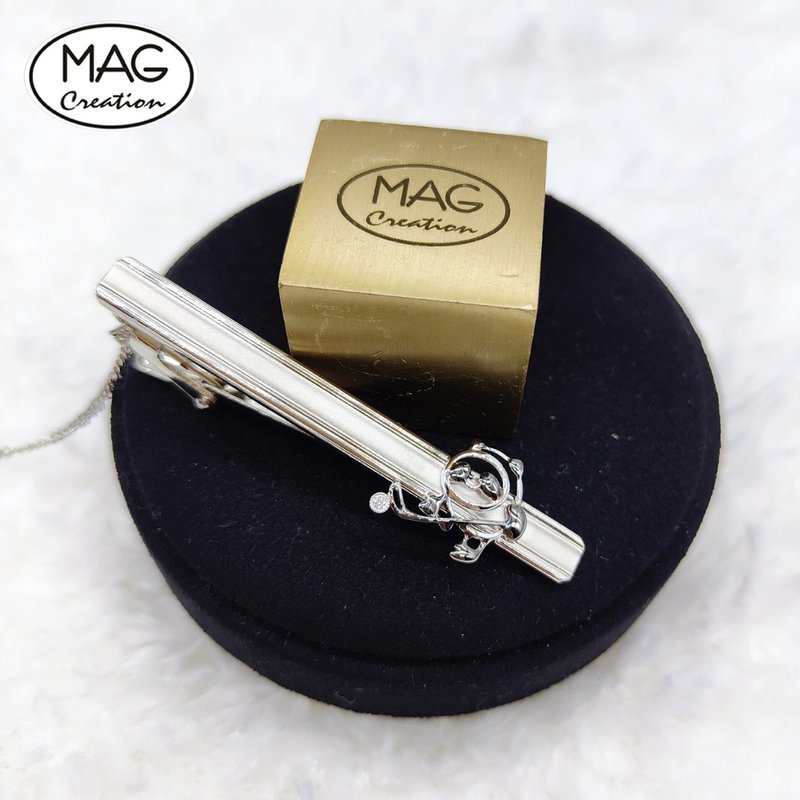 甜心吊坠 | 打球熊猫 造型 领呔夹 - 领带/领带夹 - 贵金属 