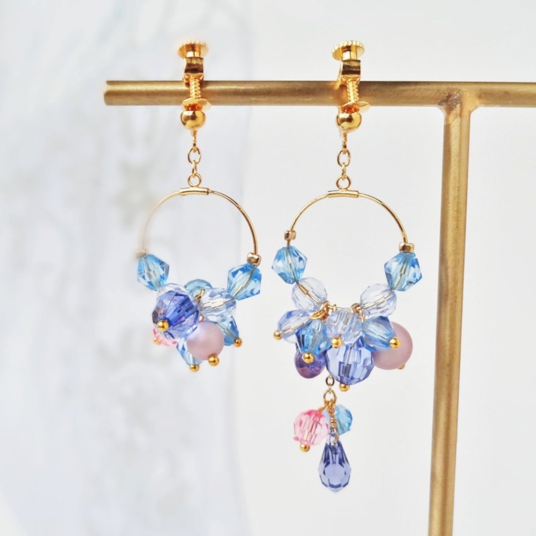 Hydrangea Earrings - 耳环/耳夹 - 压克力 紫色