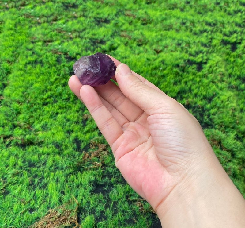 精选-天然能量浪漫紫渐层萤石原石 增智慧 屏除杂乱思绪 疗愈 - 摆饰 - 水晶 多色