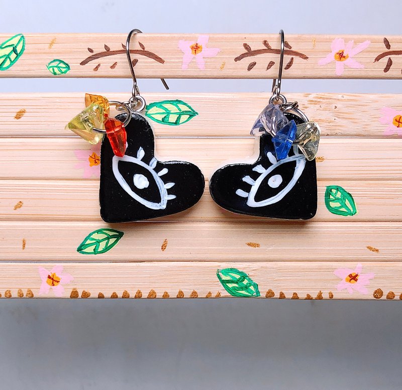 暗黑之眼 手作黏土耳环 手绘捏制 不锈钢 吊坠款 - 耳环/耳夹 - 粘土 黑色