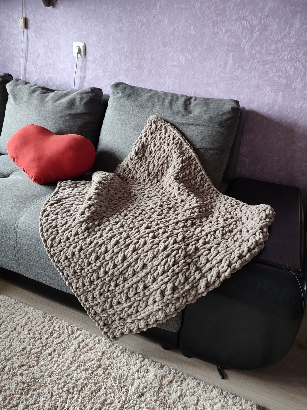 Handknitted blanket giant bedspread cute home decor wedding gift - 被子/毛毯 - 聚酯纤维 咖啡色