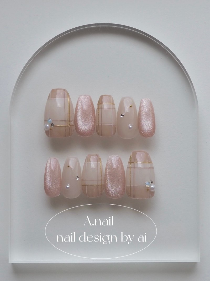 拿铁棕格纹 - 指甲油/指甲贴 - 其他材质 咖啡色