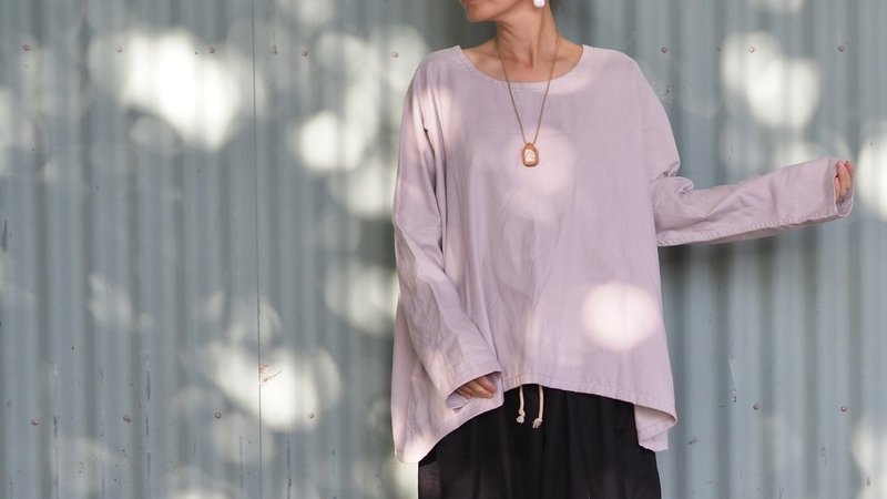 蓬松起毛棉，简约长袖上衣 / 浅灰 - 女装上衣 - 棉．麻 白色