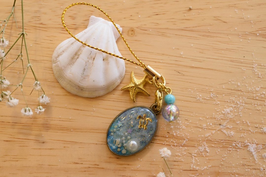 Beauty & Adorable Blue Key Chain Ring Phone Charming in Sea Ocean View - 钥匙链/钥匙包 - 其他材质 蓝色