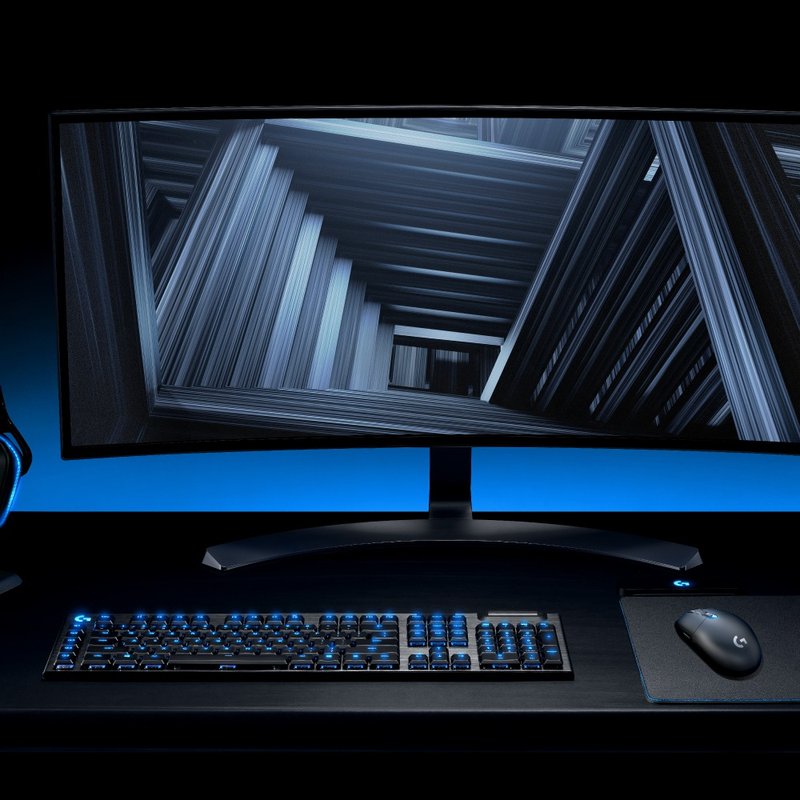 G913 无线机械式电竞键盘+G304 LIGHTSPEED 无线电竞鼠标 - 电脑配件 - 塑料 