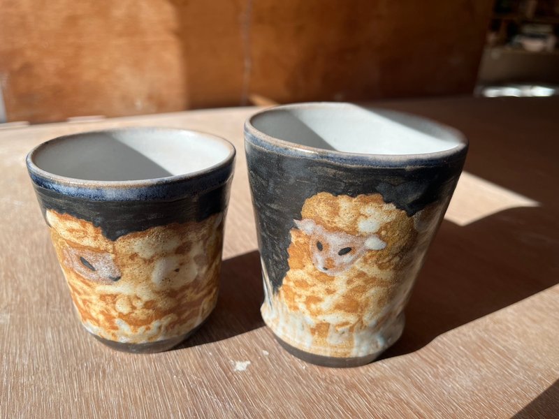 手绘绵羊陶杯- 手工食器 陶器 陶杯 酒杯 茶杯 咖啡杯 - 其他杯子 - 陶 