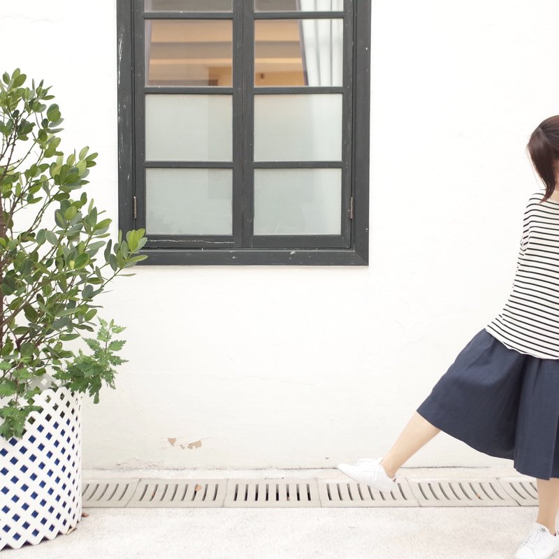 七分袖 拷克边条纹上衣-黑白条 - 女装上衣 - 棉．麻 黑色