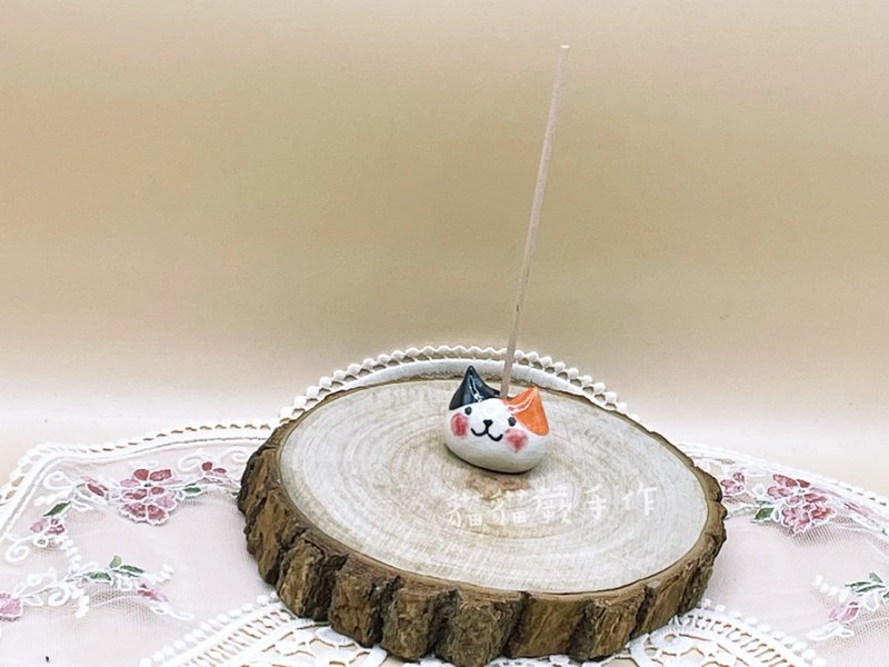 圆滚滚三花猫  线香座  薰香  疗愈小物  小花瓶 多用途陶器 - 摆饰 - 瓷 咖啡色