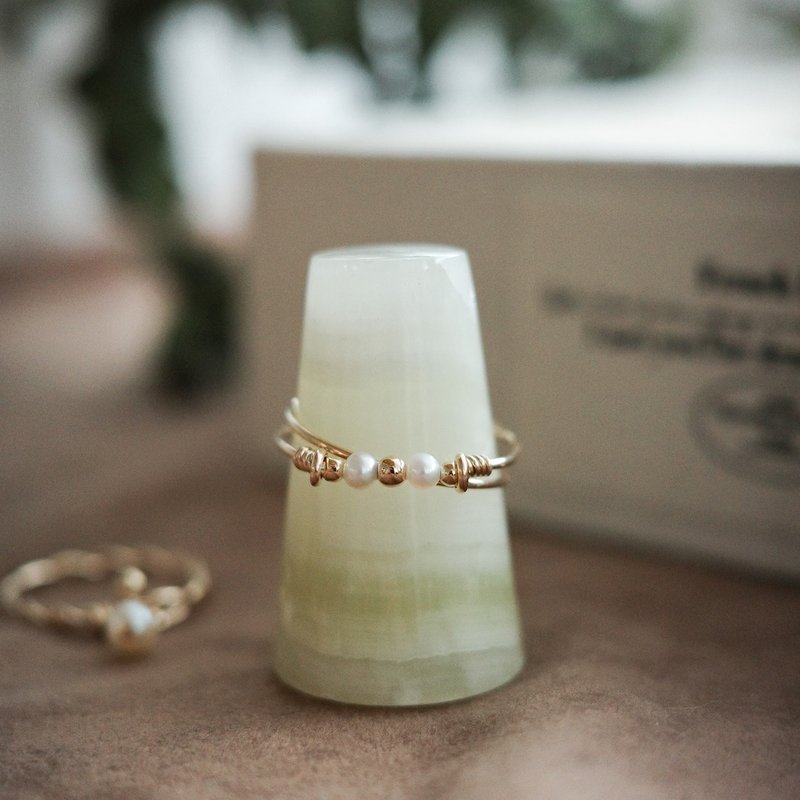 交叠双环开放戒指 珍珠 14Kgf - 戒指 - 半宝石 白色