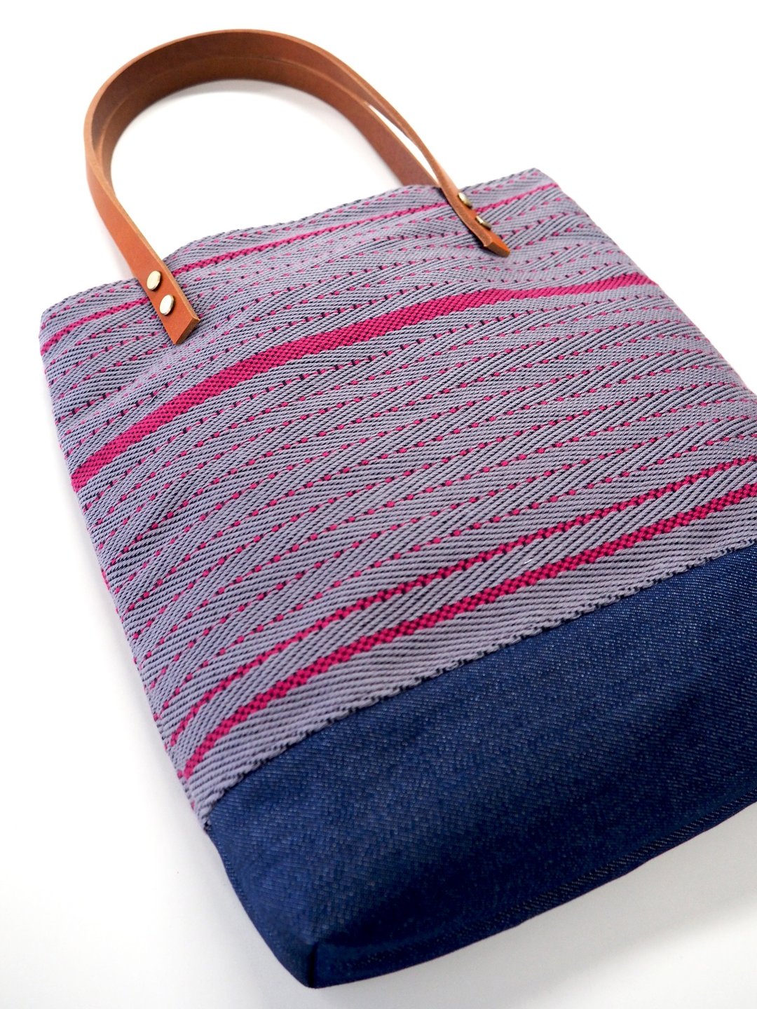 手手工织布肩背包 tote bag - 侧背包/斜挎包 - 棉 灰色