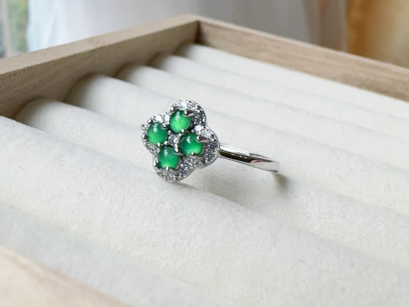 天然A货翡翠 蛋面冰种翡翠 幸运草 水润放光 纯银戒指 好运 - 戒指 - 纯银 绿色