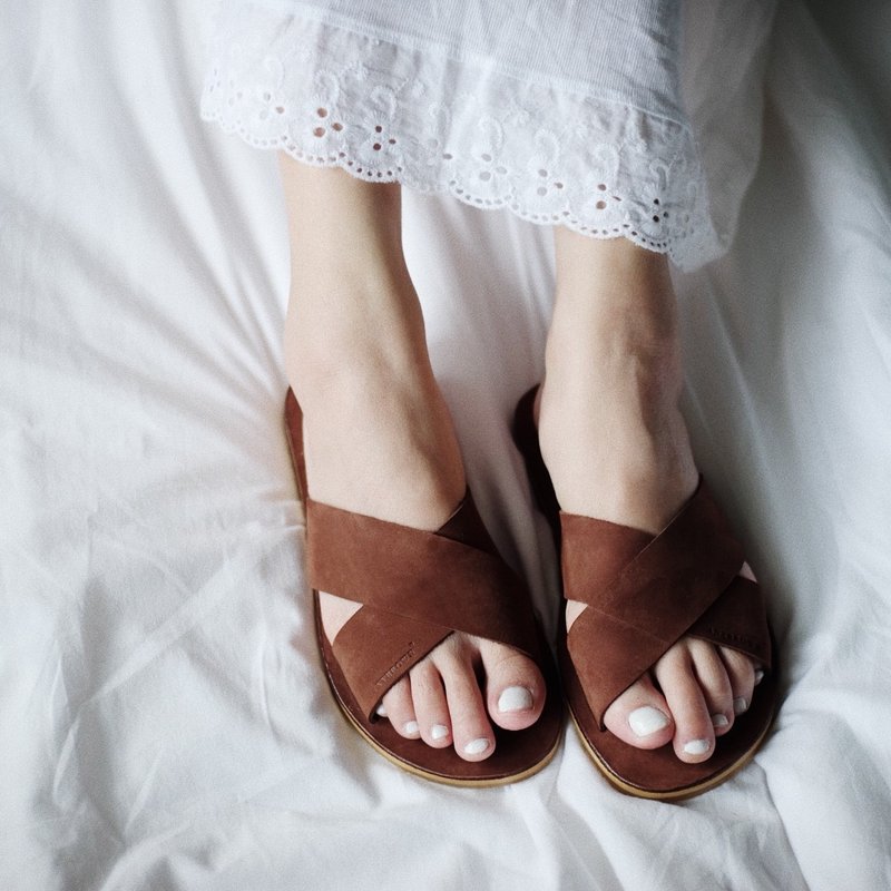 Nubuck leather Cross Sandal Chocolate / AB001 - 女款休闲鞋 - 真皮 咖啡色