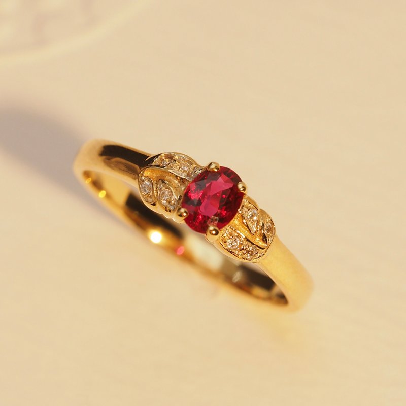 18K金红宝石复古戒指 18K Gold Songea Ruby Vintage Bow Ring - 戒指 - 贵金属 
