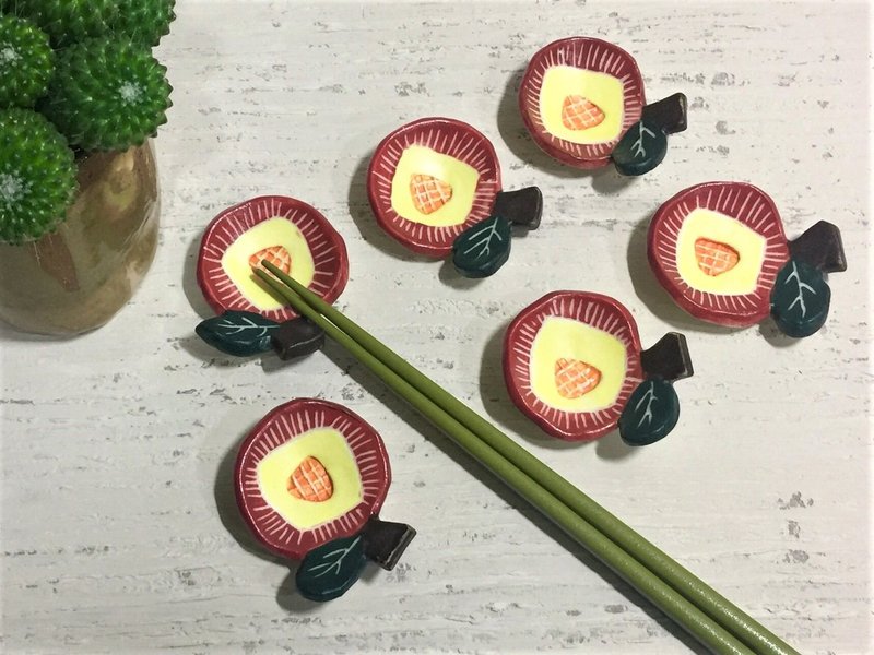红色风槿印象_陶器筷架 - 筷子/筷架 - 陶 红色