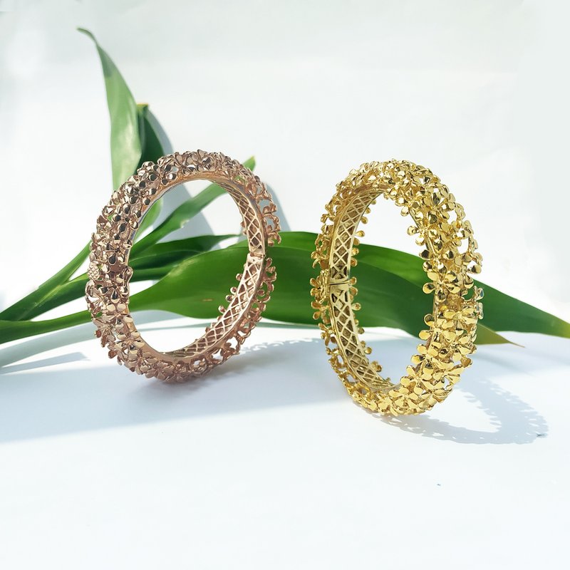 Flower Bangle,Bracelet - 手链/手环 - 其他金属 