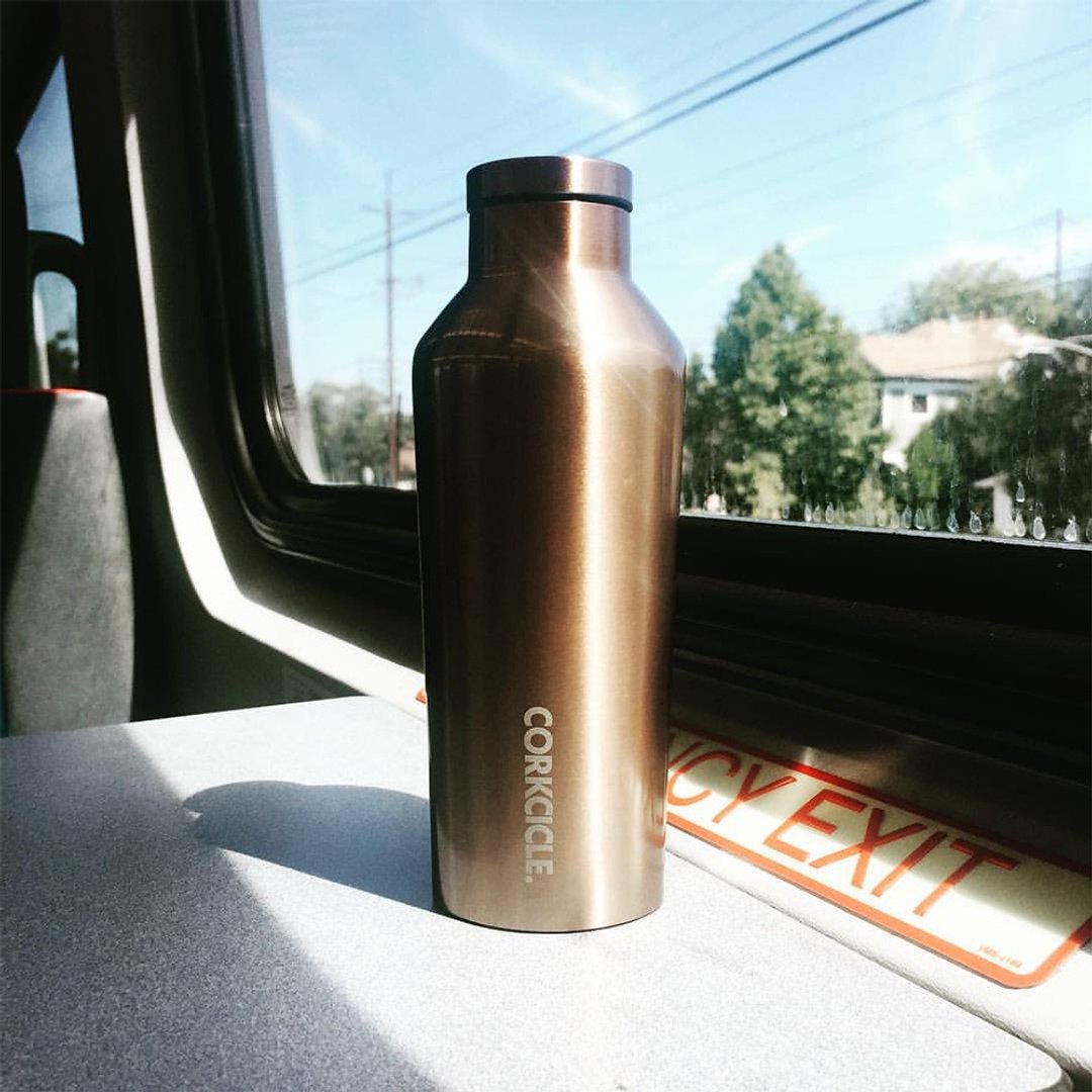 【现货出清】美国 CORKCICLE Metallic系列 三层真空易口瓶-270ml - 其他杯子 - 不锈钢 金色