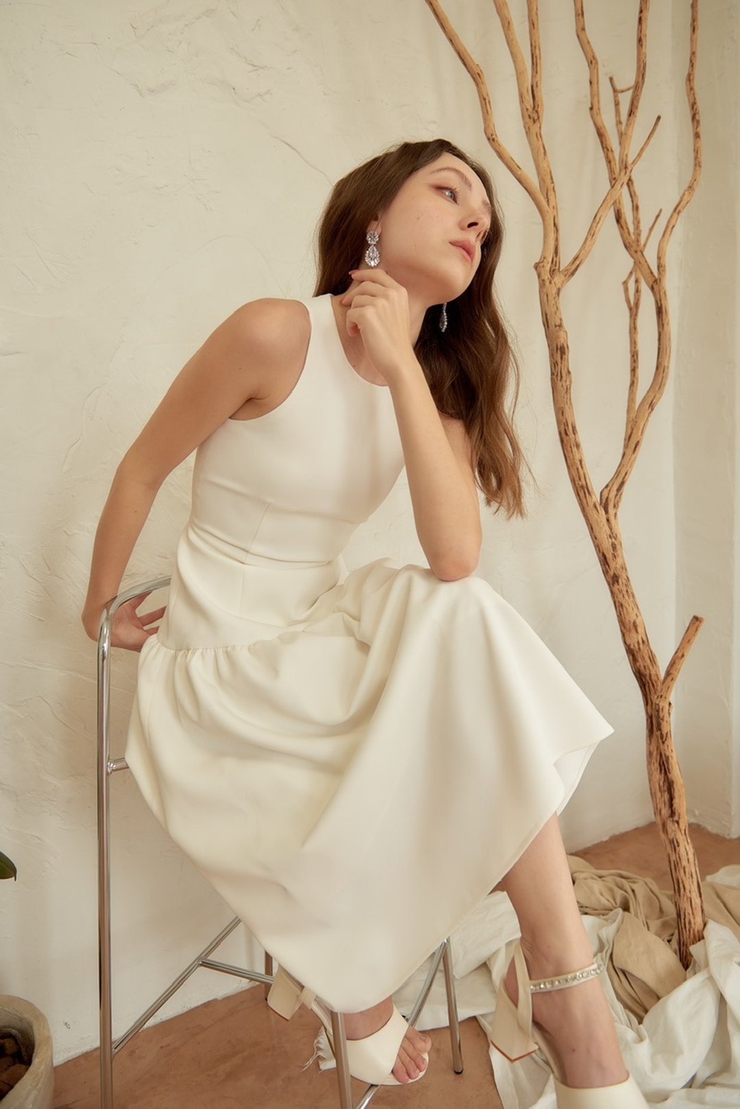 Lily Dress by Klara Love 婚纱、订婚礼服、婚纱照、派对穿搭 - 洋装/连衣裙 - 聚酯纤维 白色