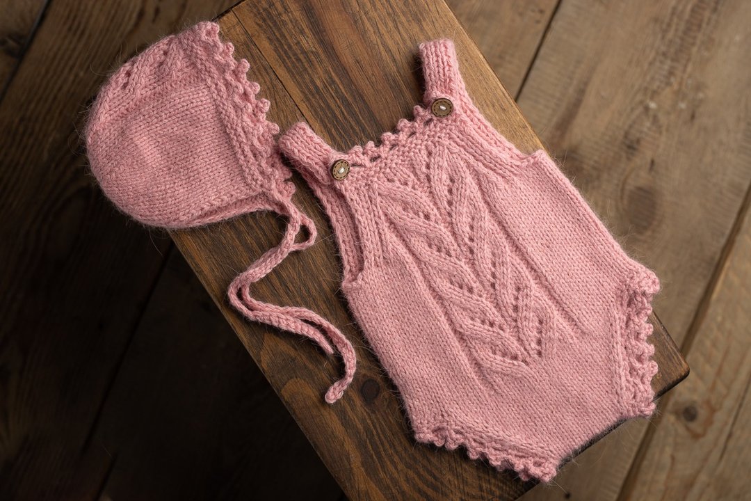 适合新生女孩的粉红连身衣：小女孩的完美服装 - 婴儿饰品 - 其他金属 粉红色