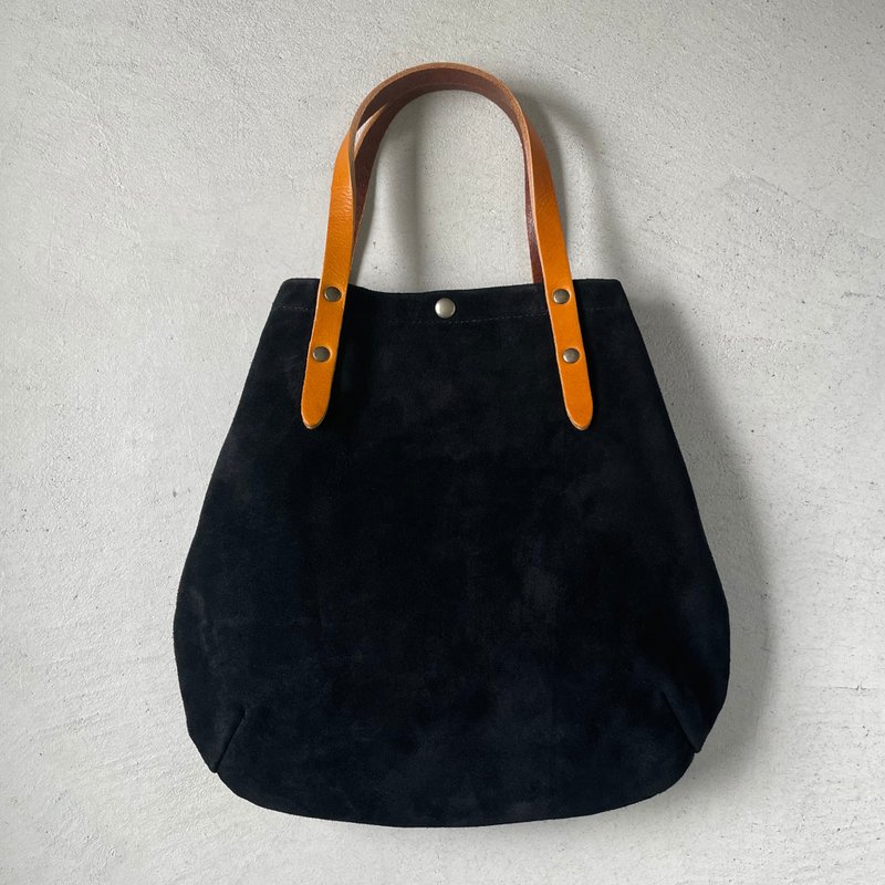【2025年再贩】牛床绒面皮革与极厚油蜡皮革圆形托特包 S尺寸【黑色】 - 手提包/手提袋 - 真皮 黑色