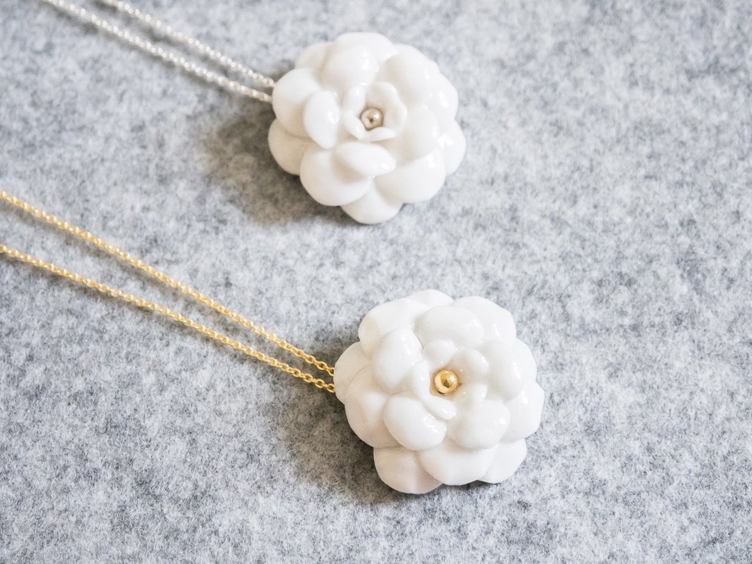 Camellia necklace - white porcelain - sterling silver (925) - 项链 - 陶 白色