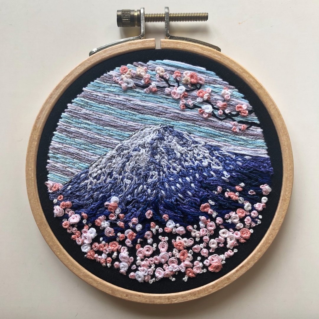 刺绣风景作品 刺绣画作 Nr. 33 Mt Fuji - 海报/装饰画/版画 - 绣线 多色