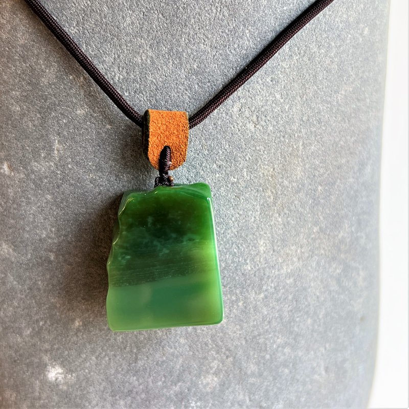 山脉 - 水云玉光系列 - 台湾设计雕刻之翠玉项链 SS23 - 项链 - 玉石 绿色
