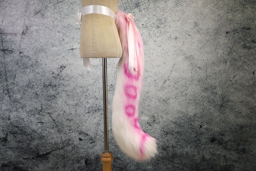 Pink Snow Leopard Tail Faux Fur Tail - 其他 - 其他人造纤维 粉红色