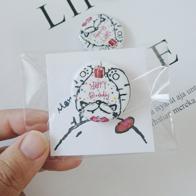 生日快乐 猫咪爱抱抱系列 手绘  胸章别针徽章 - 徽章/别针 - 塑料 红色