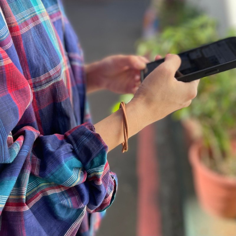 圈圈真皮手环 / 饰品 / 配件 - 手链/手环 - 真皮 咖啡色