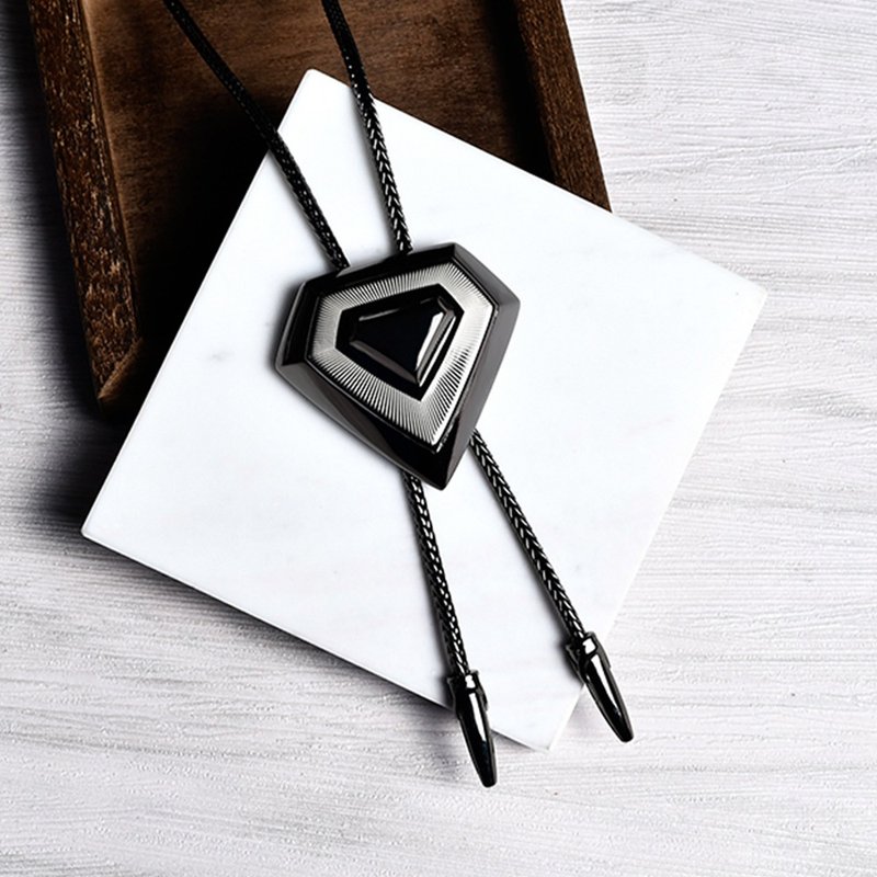 几何系列 三角形 保罗领带 Bolo Tie 领绳项链 金属绳领带 长项链 - 领带/领带夹 - 铜/黄铜 灰色