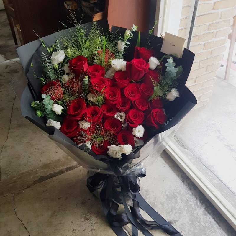 鲜花│33朵我愿意 求婚助攻红玫瑰│生日 告白 求婚 祝福 情人节 - 干燥花/捧花 - 植物．花 红色