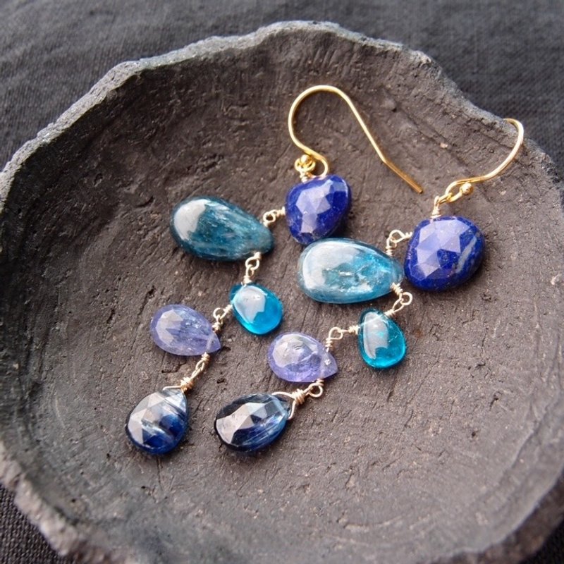 【14KGF】Mobile Earrings 摩登垂坠耳环 蓝 - 耳环/耳夹 - 宝石 蓝色