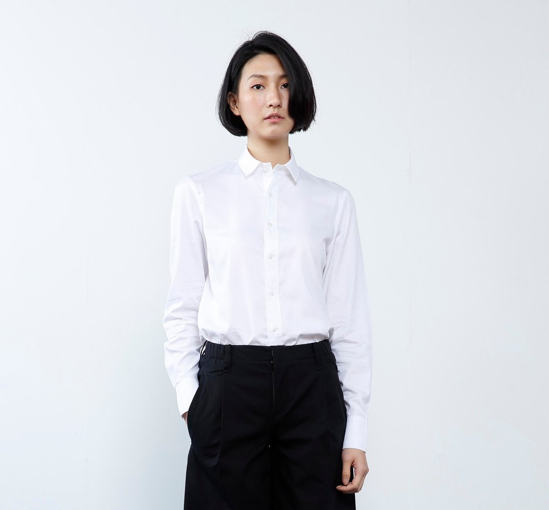 【福利品出清 状态详见下图】倚海而居的前后无剪接女衬衫 白 - 女装衬衫 - 其他材质 白色
