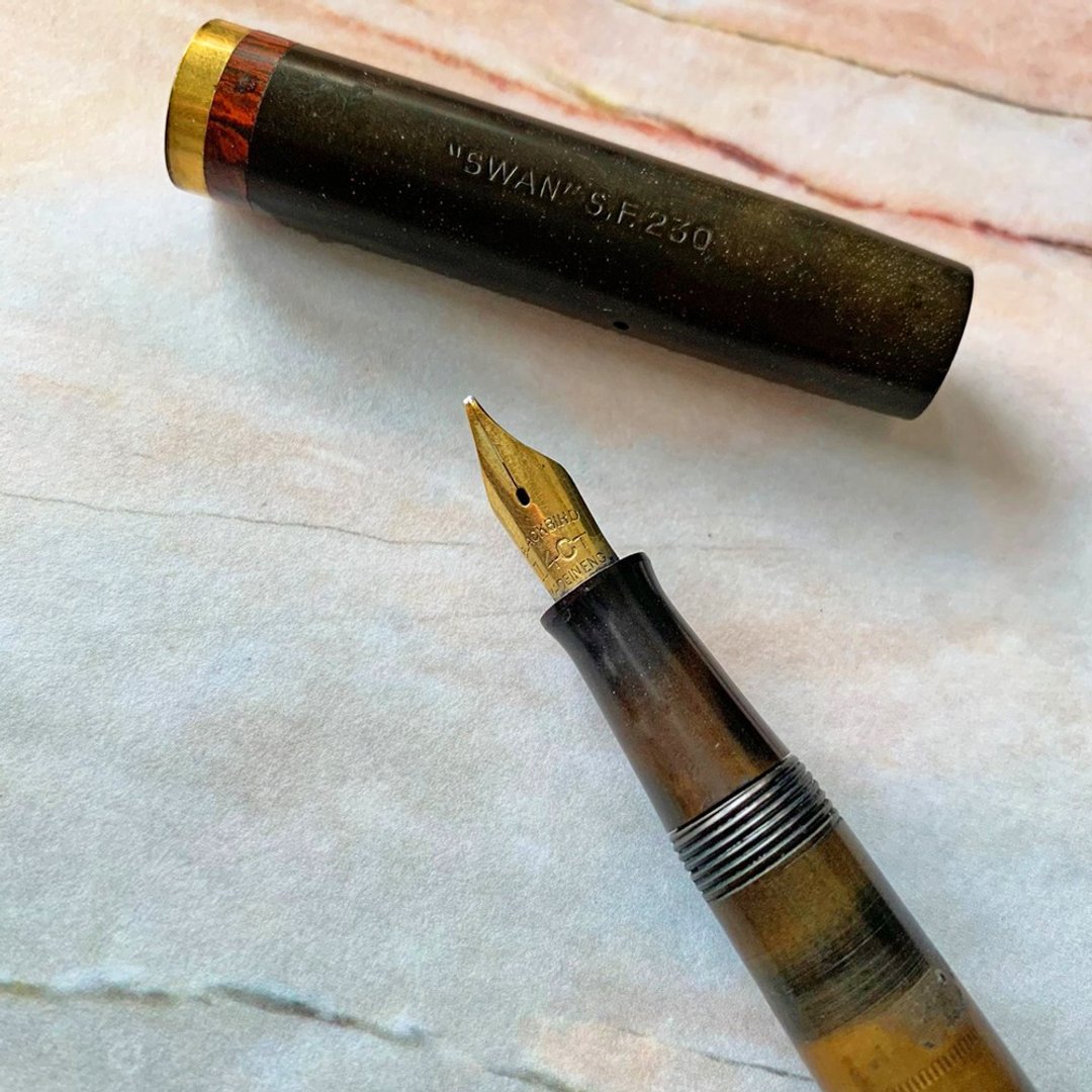 英国 PELIKAN Mabie Todd百利金古董经典钢笔 / 古典 / 收藏 - 钢笔 - 其他材质 咖啡色