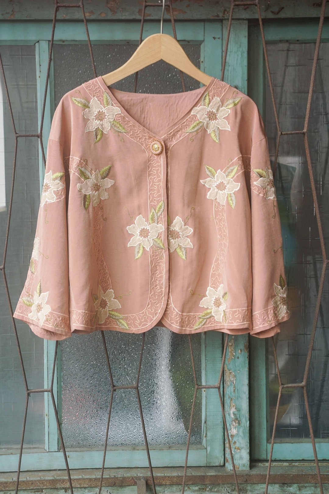 纯情百货行 Vintage 古着 古着衬衫 LS028 刺绣满满衬衫 - 女装衬衫 - 聚酯纤维 粉红色