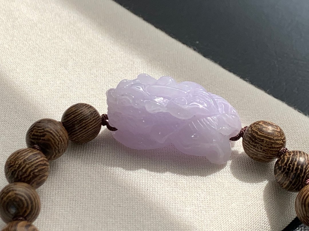 天然缅甸玉翡翠 紫罗兰招财貔貅手链 鸡翅木手链 免费开光 手工雕 - 手链/手环 - 玉石 紫色