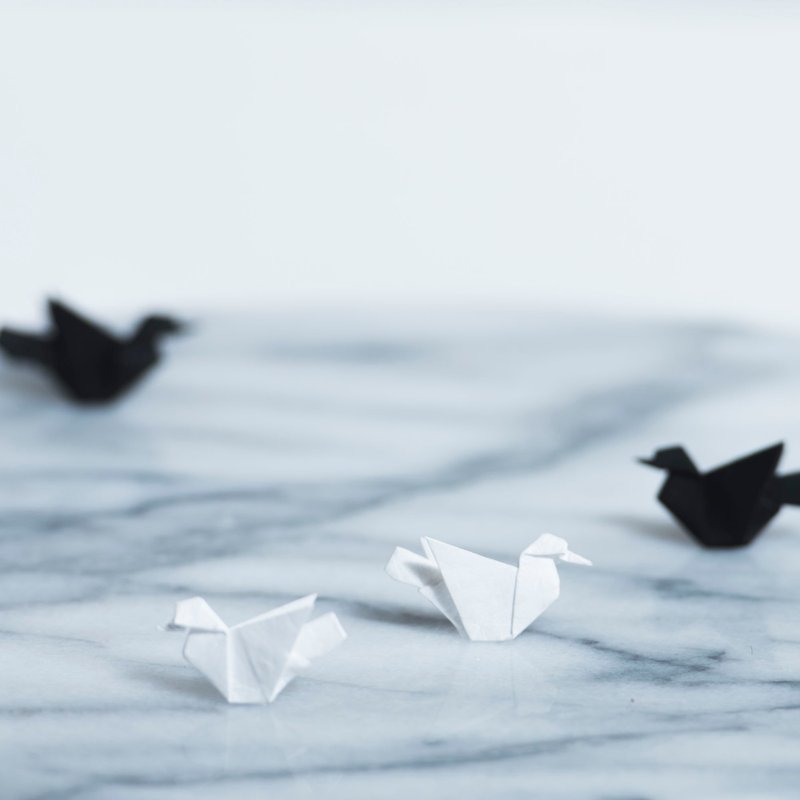 \小鸟园/ 折纸耳环耳针_唱歌鸟 - 耳环/耳夹 - 其他材质 白色