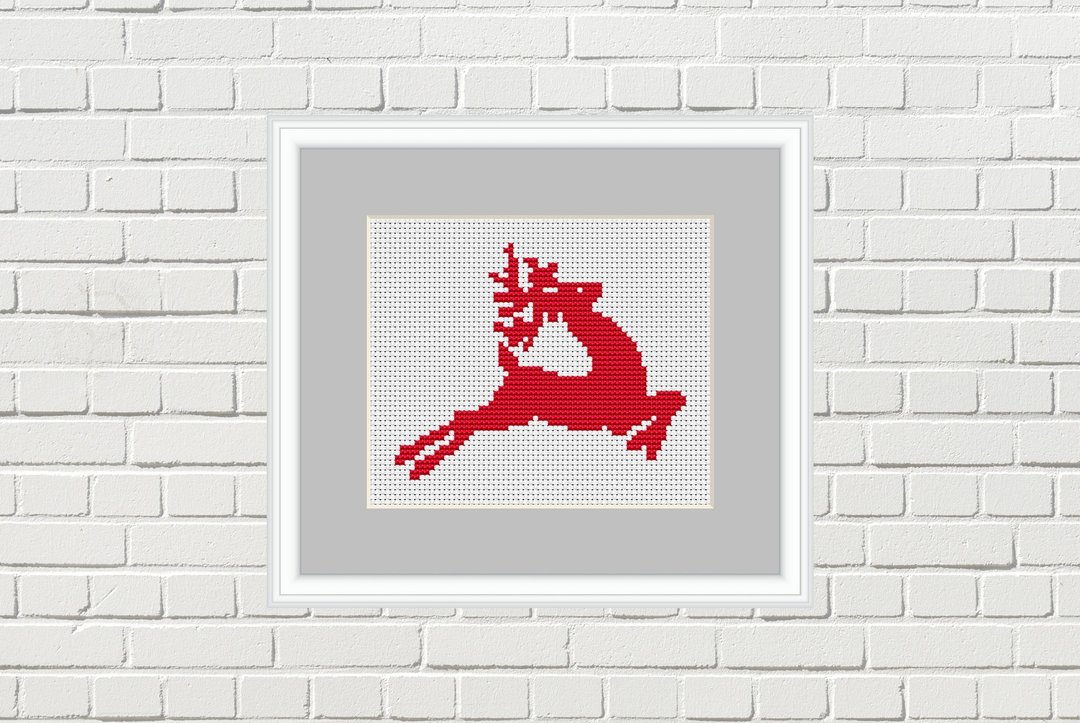 Jumping red christmas deer digital cross stitch pattern for Xmas card - 手工艺教程/工具书 - 其他材质 