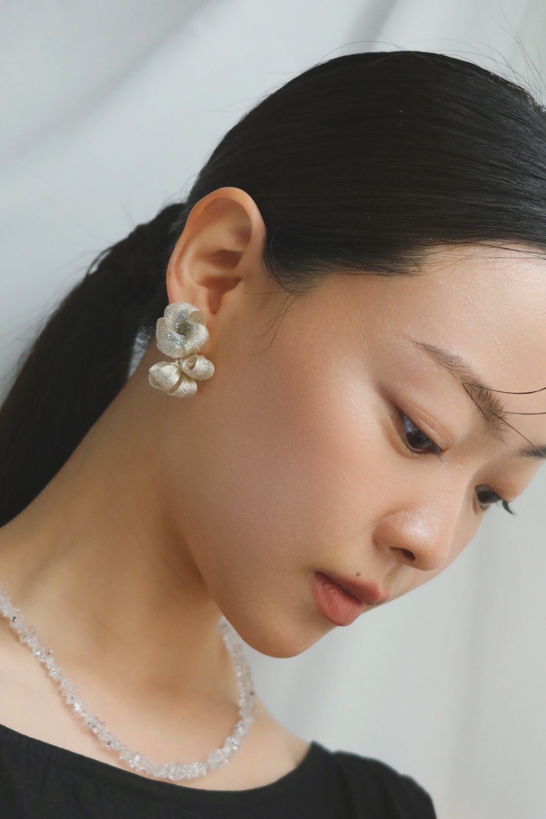 2023幸运草耳环\耳夹可 夹式耳环 树脂 925银 透明系 婚礼耳环 - 耳环/耳夹 - 树脂 银色