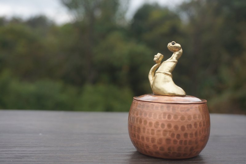 【溪山手作】十二生肖之灵蛇献瑞迷你茶叶罐 茶宠工艺摆件雕 - 摆饰 - 其他金属 