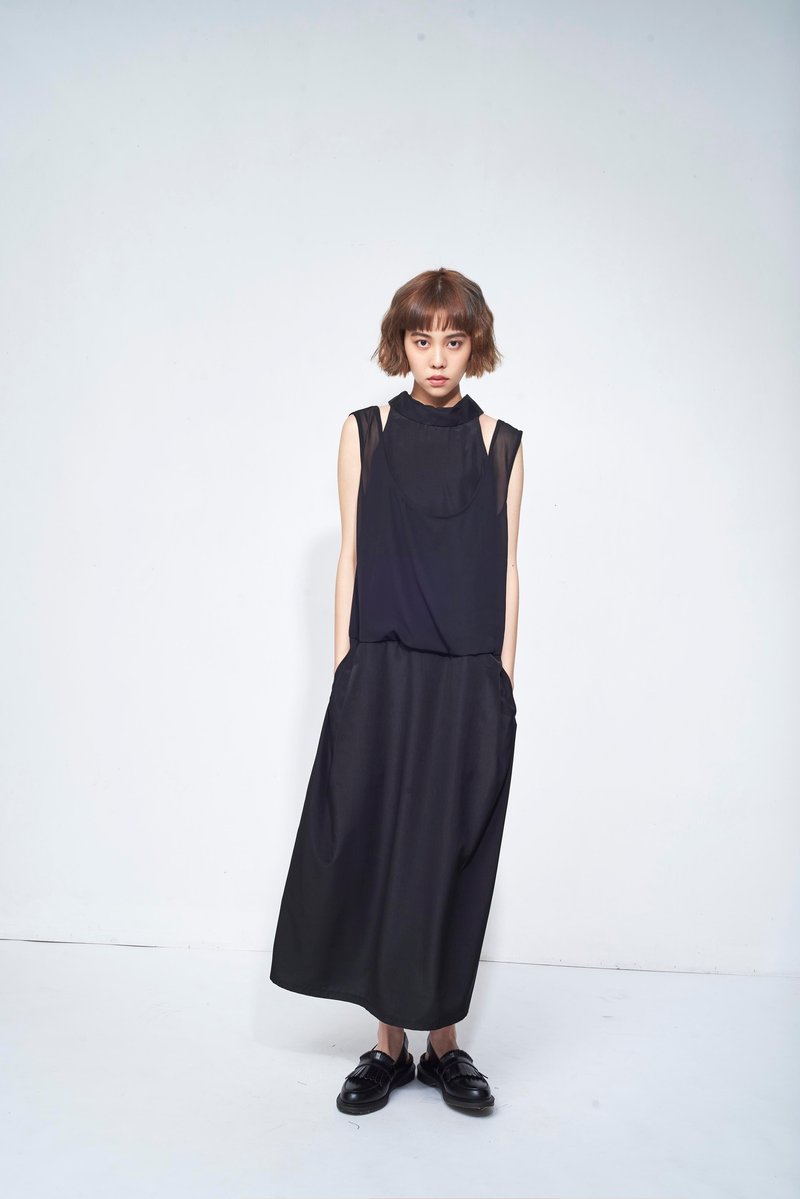 8 lie down . 外透明翻领洋装 - 洋装/连衣裙 - 聚酯纤维 黑色