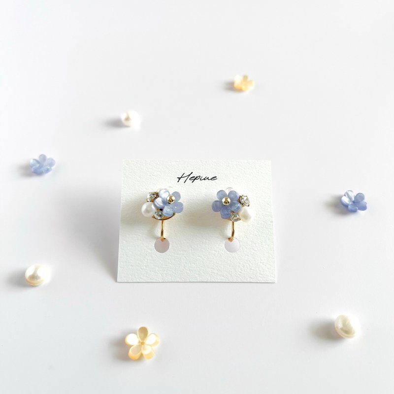 Tiny Charm (Blue) : earring耳夹 / pierce耳钉 - 耳环/耳夹 - 珍珠 蓝色