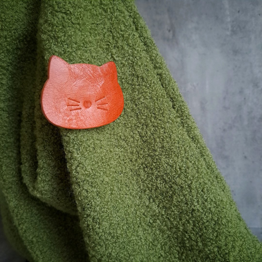 猫猫别针【橘猫】 名牌胸针 - 徽章/别针 - 真皮 