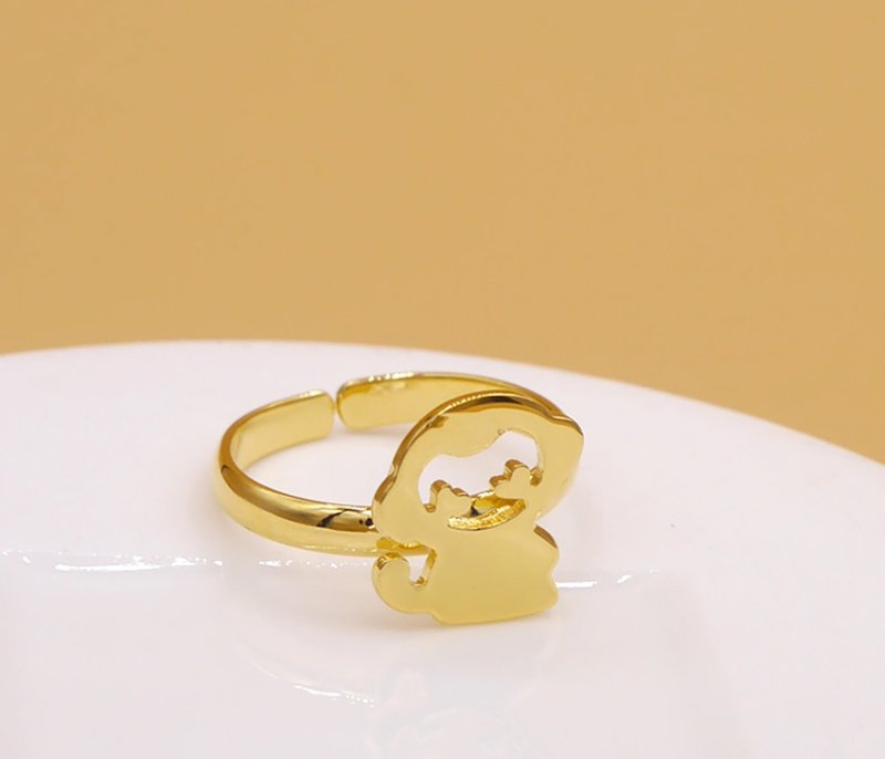 Handmade Little Monkey Ring - 18 K gold plated on brass - 戒指 - 其他金属 金色