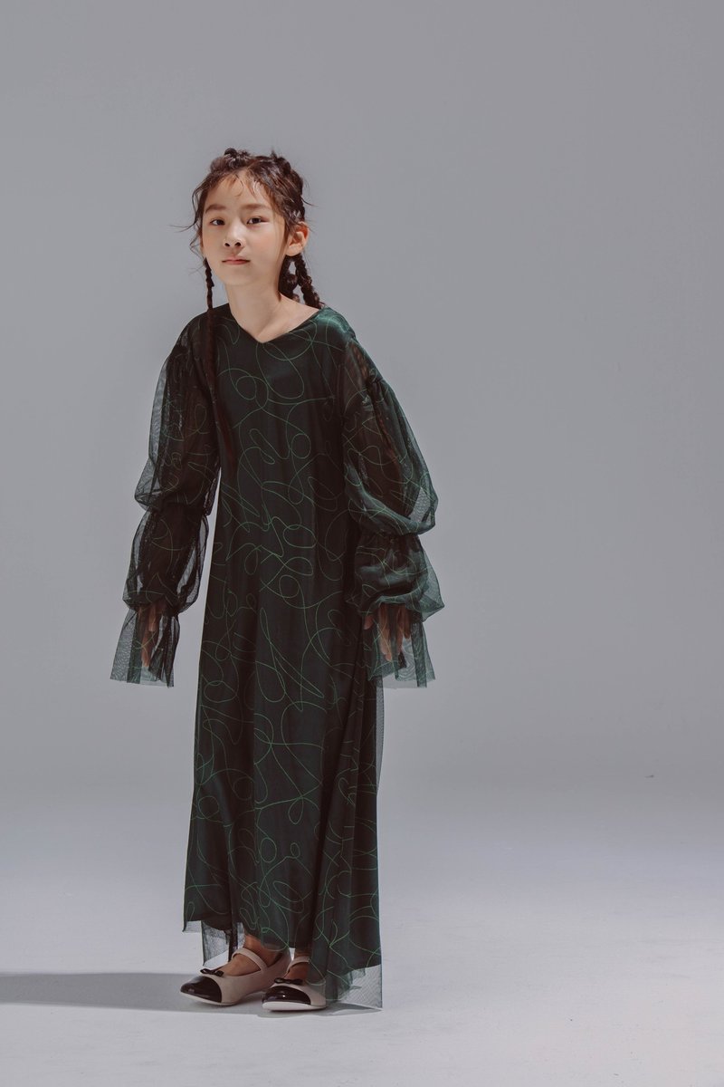 Volume Sleeve Dress with Frill Detail in Green / 2020 - 童装礼服/连衣裙 - 其他材质 