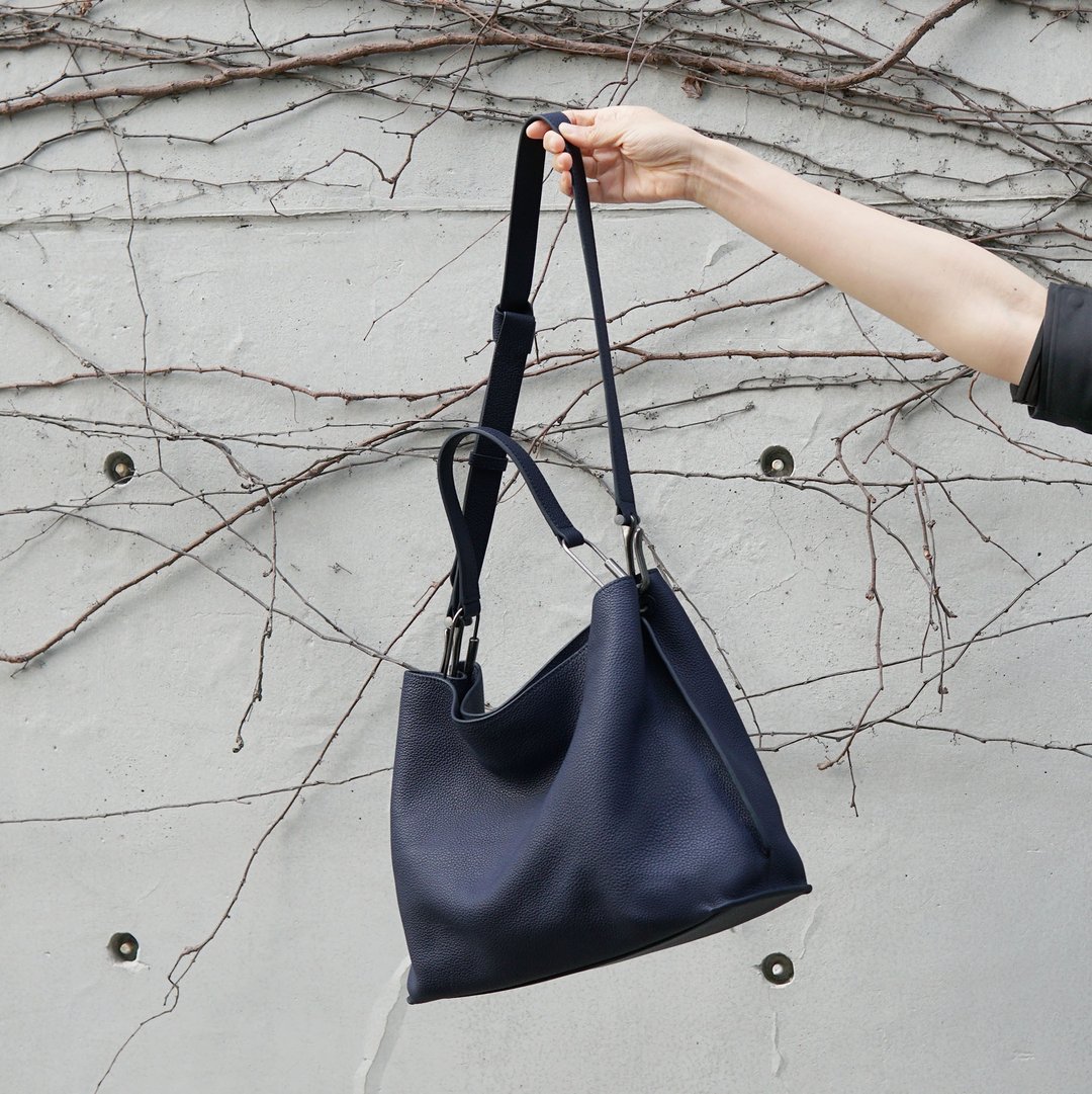 Valley Hobo Bag 单肩HOBO包波赛顿蓝-侧背包/斜背包 - 侧背包/斜挎包 - 真皮 蓝色